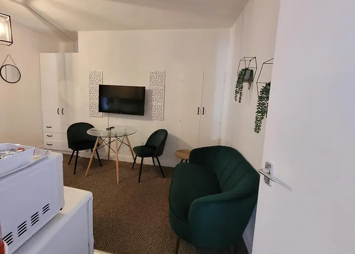 Apartament Sea Side Flat 5 With Fast Wifi And Free Parking *