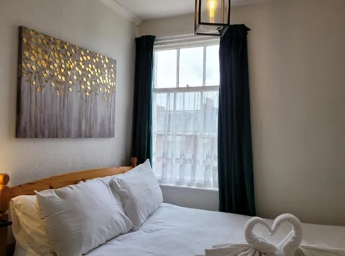 Sea Side Flat 5 With Fast Wifi And Free Parking Scarborough