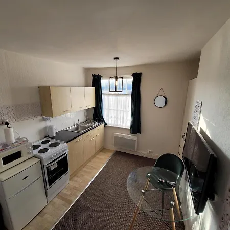 Sea Side Flat 5 With Fast Wifi And Free Parking Lejlighed